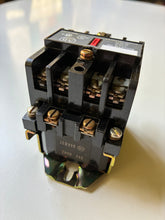 Load image into Gallery viewer, Allen Bradley Control Relay 700-N