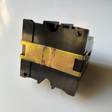 Load image into Gallery viewer, Danaher Controls Joslyn Clark Contactor 7001-7140-11