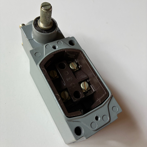 Allen Bradley Limit Switch 802T-A2