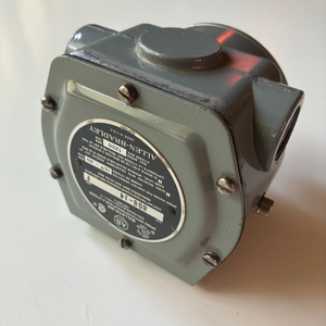 Allen-Bradley Speed Switch Series F 808 J4
