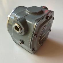 Load image into Gallery viewer, Allen-Bradley Speed Switch Series F 808 J4