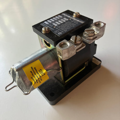 Allen Bradley Magnetic Overload Relay Series A. 810-A05A